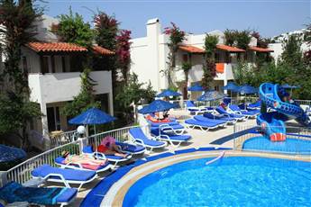 Summer Garden Suites & Beach Hotel 3*