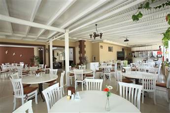 Summer Garden Suites & Beach Hotel 3*