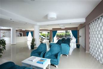 Summer Garden Suites & Beach Hotel 3*