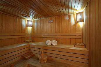 Summer Garden Suites & Beach Hotel 3*