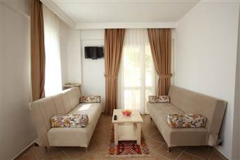 Summer Garden Suites & Beach Hotel 3*