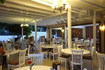 Summer Garden Suites & Beach Hotel