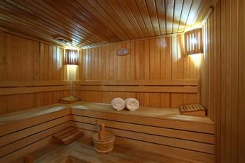 Summer Garden Suites & Beach Hotel