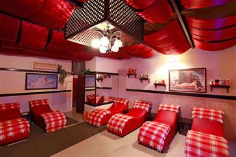 Sun City Apartments & Hotel 4*