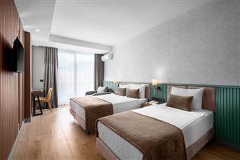 Sun Heaven Queen Hotel 4*