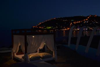 Sun Hotel By En Vie Beach - Adult Only 16+