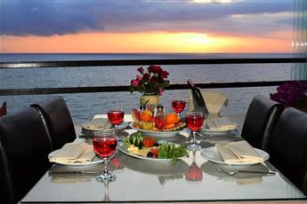 Sunday Beach Hotel