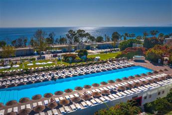 Sunis Hotel SU & Aqualand 5*