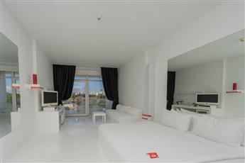 Sunis Hotel SU & Aqualand 5*