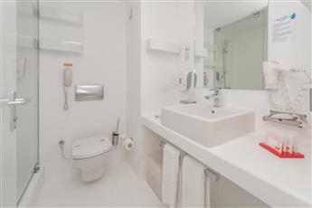 Sunis Hotel SU & Aqualand 5*