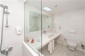 Sunis Hotel SU & Aqualand 5*