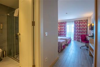 Sunmelia Beach Resort Hotel & SPA