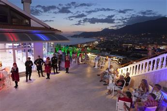 Sunny Hill Alya Hotel