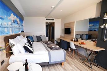 Sunprime C-Lounge