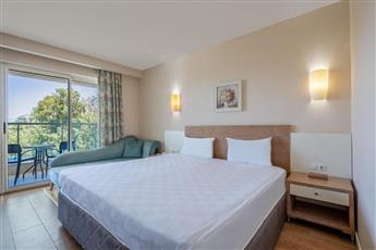 Sunrise Queen Luxury Hotel
