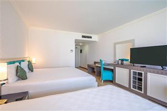 Sunrise Queen Luxury Hotel