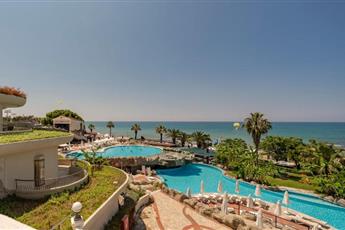 Sunrise Queen Luxury Hotel