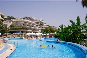 Sunrise Queen Luxury Hotel