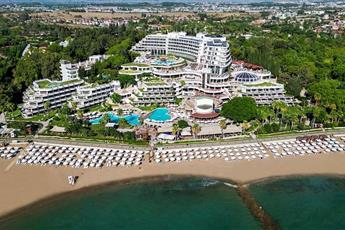 Sunrise Queen Luxury Hotel