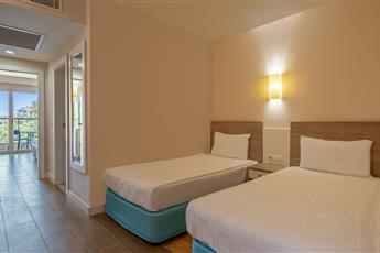 Sunrise Queen Luxury Hotel