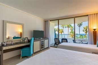 Sunrise Queen Luxury Hotel