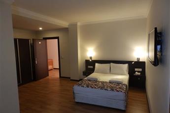 Sunshine Holiday Resort 4*