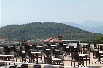Sunshine Holiday Resort