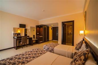 Sunshine Holiday Resort