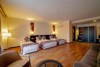 Sunshine Holiday Resort