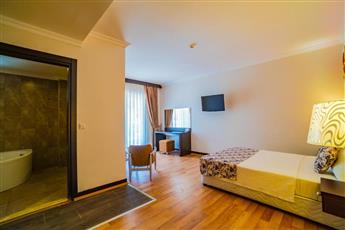 Sunshine Holiday Resort