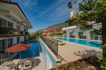 Sunshine Holiday Resort
