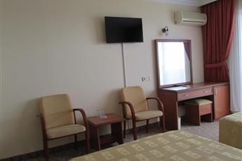 Sunshine Hotel