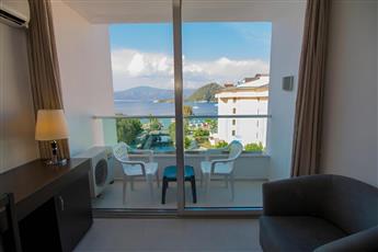 Supreme Beach Hotel - Adults Only 14+