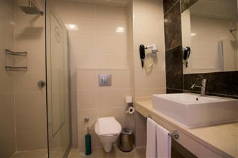 Supreme Beach Hotel - Adults Only 14+