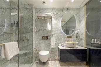 Sura Design Hotel & Suites