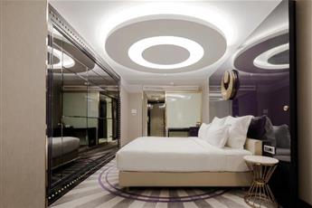 Sura Design Hotel & Suites