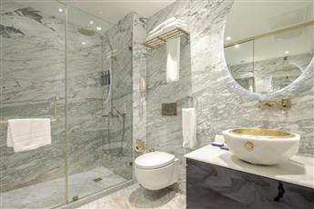 Sura Design Hotel & Suites