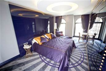 Sura Design Hotel & Suites