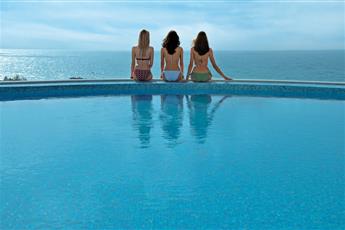 Susesi Luxury Resort