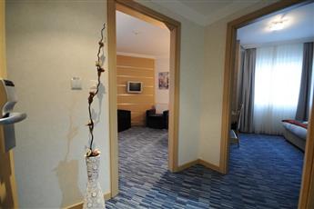 SV Business Hotel Taksim 4*