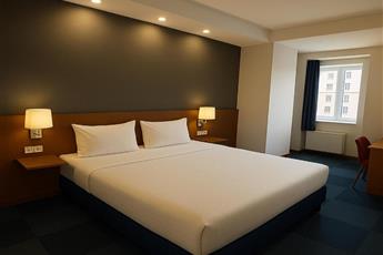 Taksim Express Hotel 4*