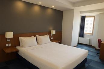 Taksim Express Hotel 4*
