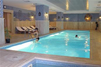 Taksim Gonen Hotel 4* Taksim Gonen Hotel 4*