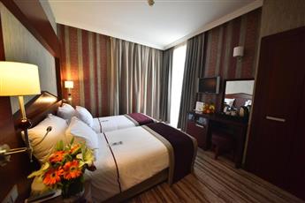 Taksim Gonen Hotel 4* Taksim Gonen Hotel 4*