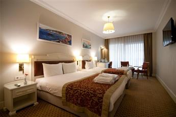 Taksim Metropark Hotel
