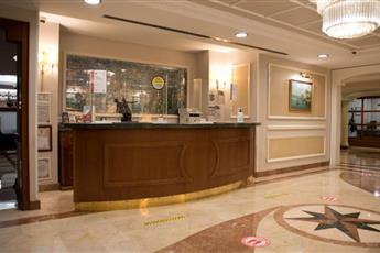 Taksim Metropark Hotel