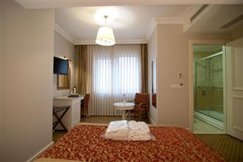 Taksim Metropark Hotel
