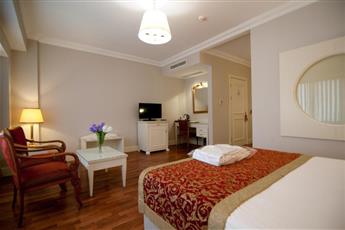 Taksim Metropark Hotel