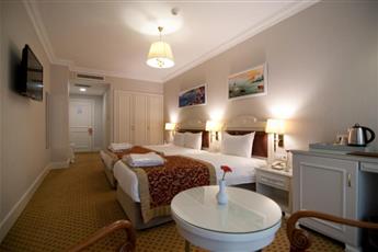 Taksim Metropark Hotel