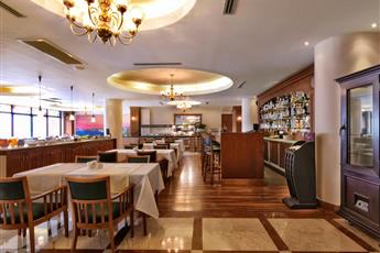 Taksim Metropark Hotel